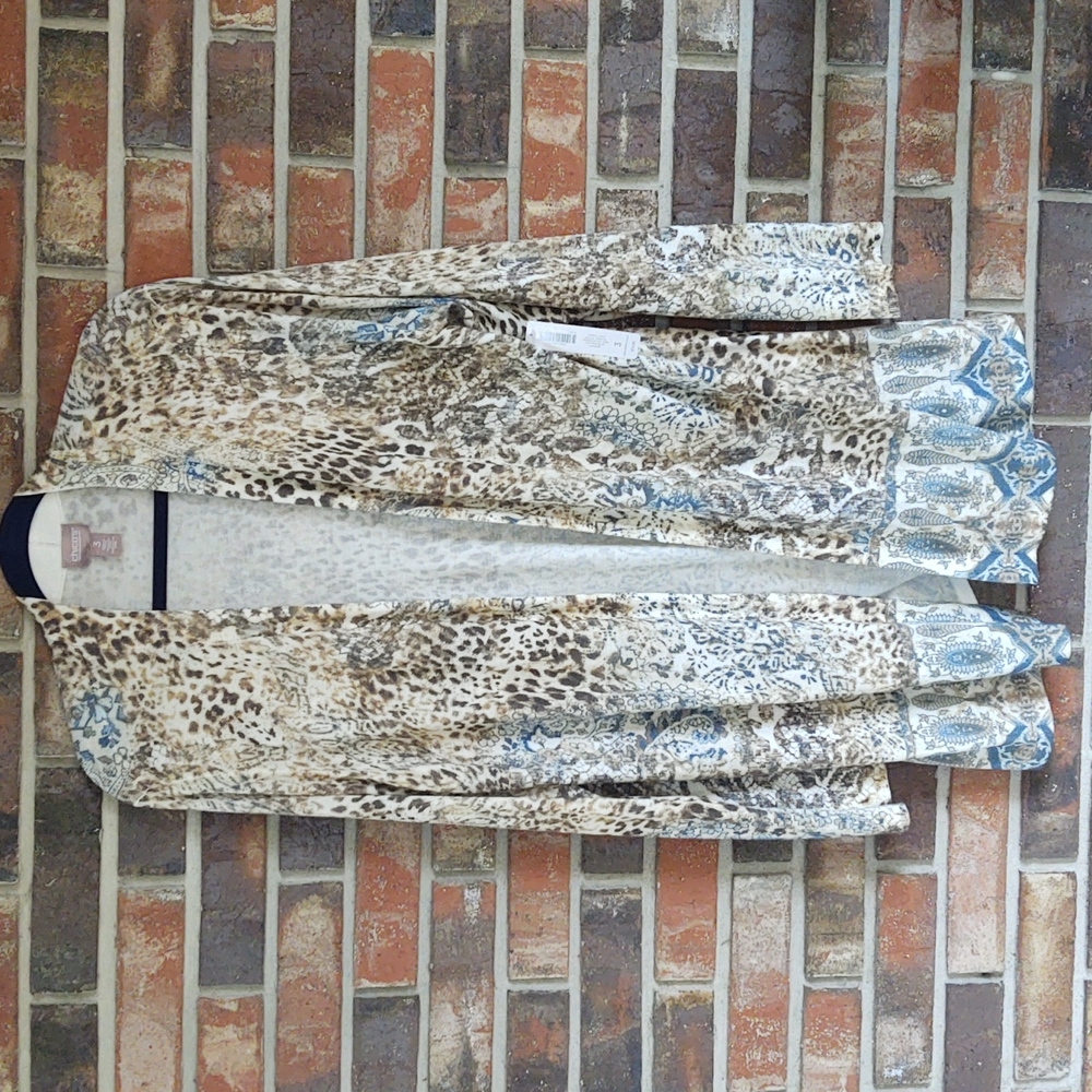 Gorgeous Chico's Cardigan